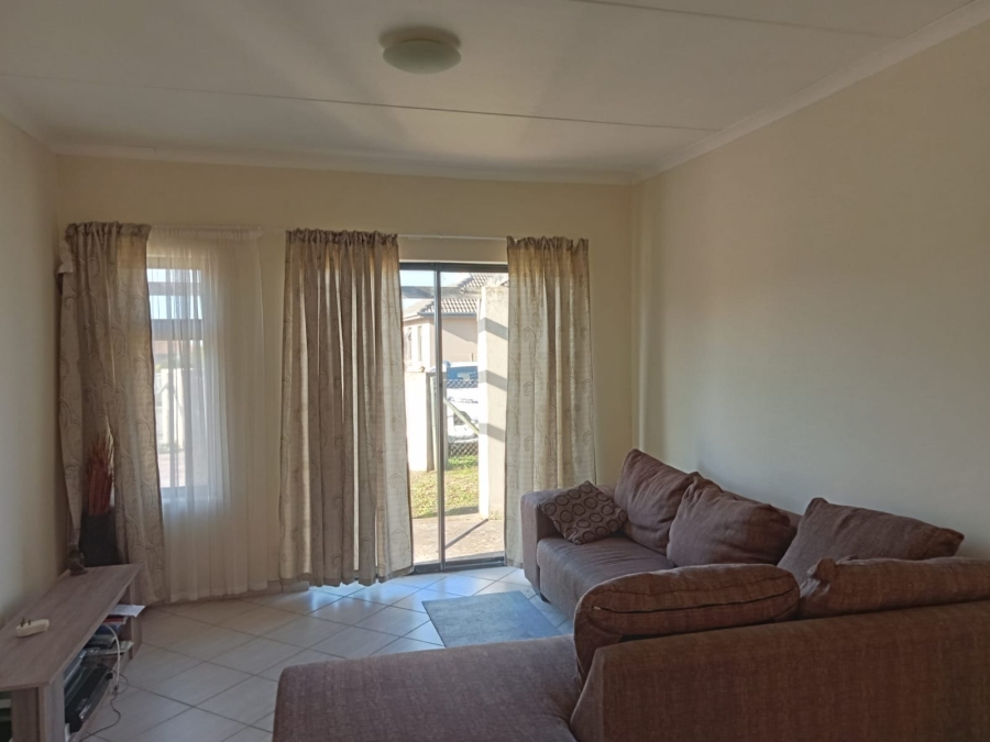 2 Bedroom Property for Sale in Kidds Beach Eastern Cape